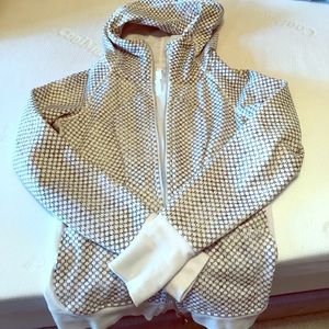 Lululemon scuba hoodie, great condition!